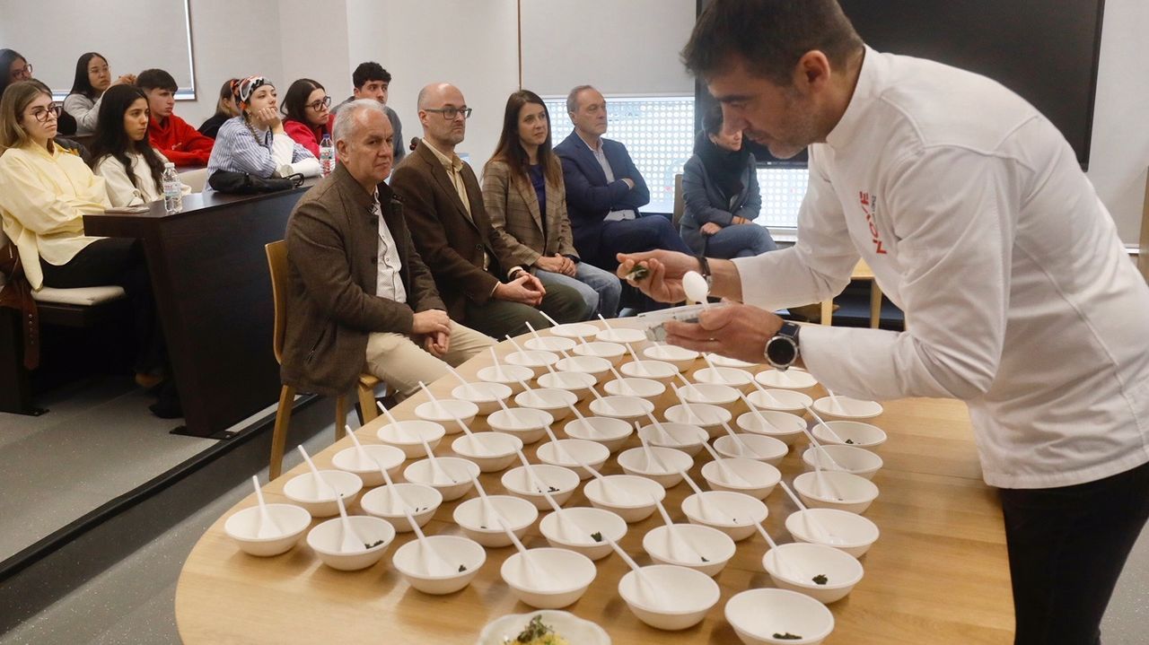 Los mejores chefs gallegos llevan las 36 IXP y D.O. a las escuelas de hostelería
