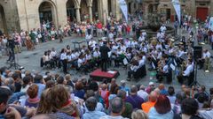 Concierto de la Banda Sons e So�os en Compostela