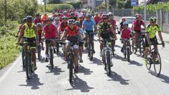Multitudinaria 30 edici�n del d�a de la bicicleta de A Laracha.