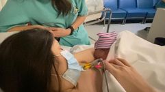 Ant�n fue el primer beb� en nacer este a�o en Ourense.