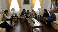 Imagen de la reuni�n entre la presidenta de Acuaes y el alcalde de Ferrol.
