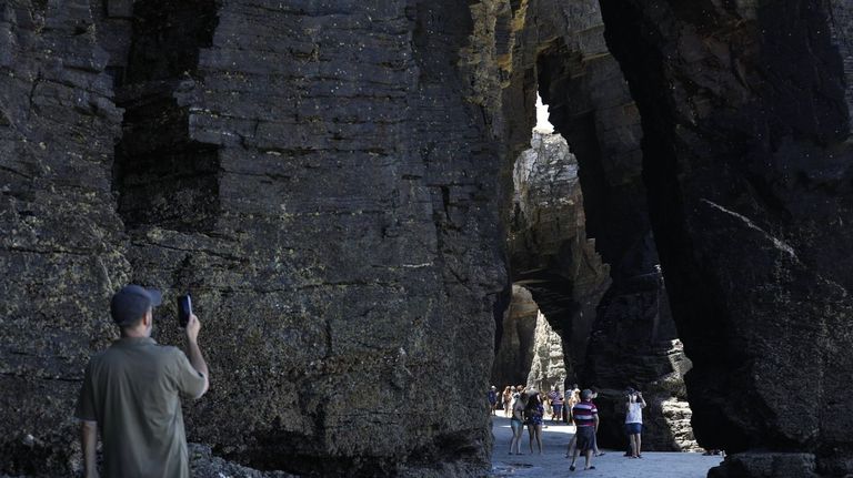 As Catedrais siempre cautiva al visitantes por sus espectaculares formas rocosas