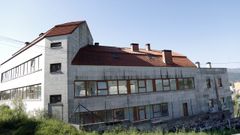 O Salti�o. Este edificio, ubicado entre el ambulatorio y el campo de Barra�a fue uno de los �ltimos okupados  del t�rmino boirense. Vecinos de la zona afirman que la Guardia Civil lo desaloj� hace meses