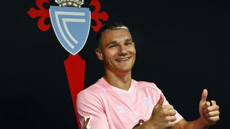 La presentación de Ferran Jutglà como jugador del Celta, en imágenes