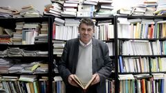 Miguel Anxo Bastos: <span lang= gl >Quedo moi contento cando os alumnos quedan discutindo fra do tema que toquei</span>