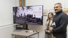 El alcalde de Carballo, Daniel P�rez, y la concejala de Bibliotecas e Normalizaci�n Ling��stica, �ngeles Pacoret