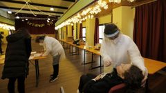 Test de ant�genos a los asistentes a la comida de coronaci�n del Rey del Carnaval, en Foz