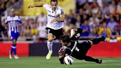 Aranzub�a, superado por Soldado en el 1-0