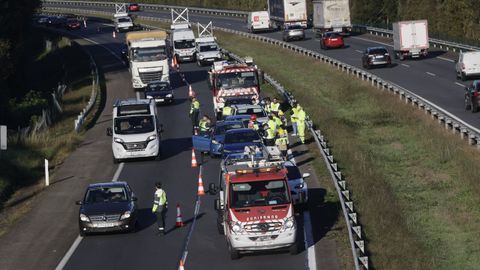 Accidente en la AP-9 a su paso por Cambre