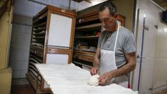 Manuel Ourille busca panaderos