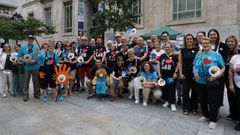 La asociaci�n de personas sordas de Ourense celebr� el D�a nacional de las lenguas de signos espa�olas en la calle del Paseo.