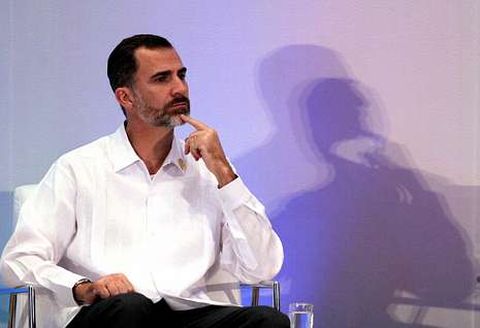 . Las instituciones del Estado, excepto la Casa del Rey, deber�n responder a la petici�n de datos si no invaden asuntos sensibles. Los referidos a Felipe VI, en la foto ayer en la Cumbre Iberoamericana en M�xico, los canalizar� la Secretar�a General de la Presidencia del Gobierno.