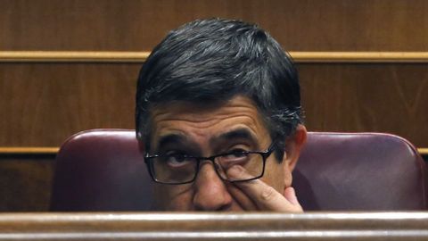 Patxi L�pez perdi� el mano a mano con Pastor. 