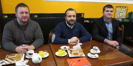 Rafael Cu��a con Juan Jos� Cruz y Santiago Ferreiro Rodr�guez