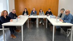 Los ocho miembros del grupo de gobierno de Ames participaron en el acto de presentaci&oacute;n del balance del 2025