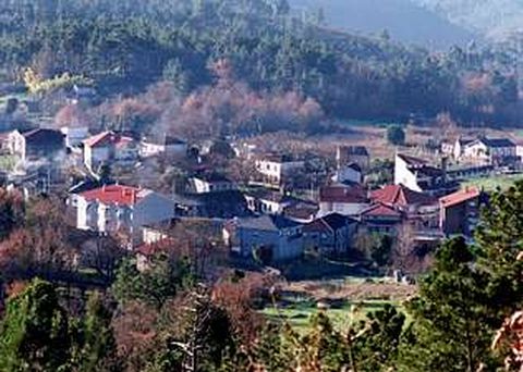 Adem�s del buen ambiente de sus fiestas, Entrimo tiene en su paisaje otro gran atractivo