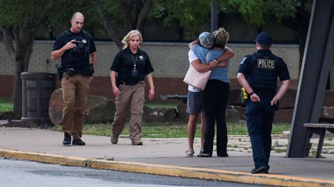 Cinco fallecidos en un tiroteo masivo en un hospital de Oklahoma