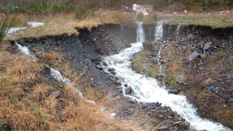 Ecologistas piden el acondicionamiento de los cauces afectados por Antracitas de Gill�n