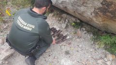Los T�dax y la Guardia Civil de Noia desactivan diez artefactos explosivos