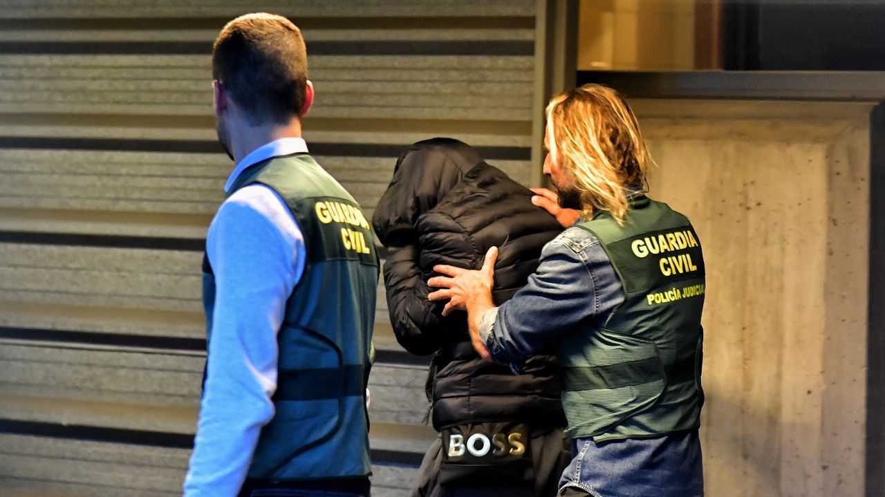 La jueza envía a prisión a los detenidos por el crimen de Arteixo
