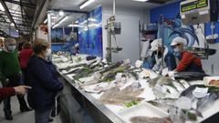 La Plaza de Abastos funciona provisionalmente en la Alameda desde que se inici� la reforma del edificio hist�rico.