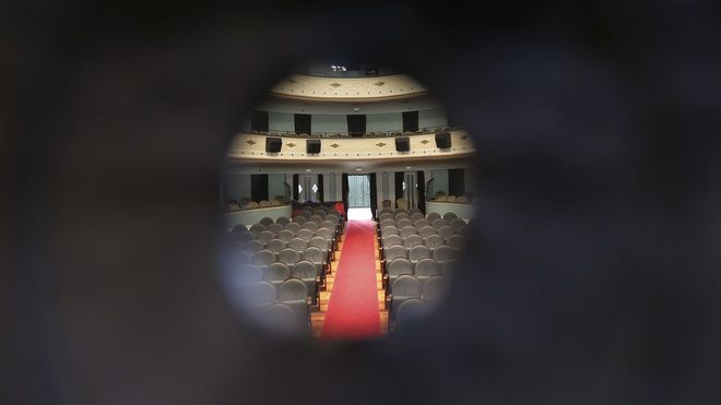Todos los secretos que esconde el Teatro Principal de Santiago