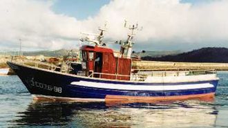 Embarcaci�n A Cha�nza, remolcada