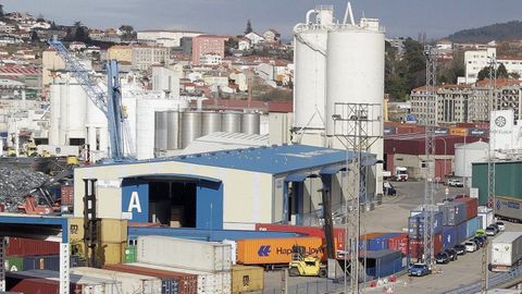 P�rez Torres opera en el muelle de Areal