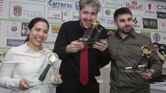 Margarita Seoane, con el primer y el tercer clasificado. 