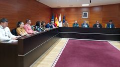 El grupo de gobierno de Sanxenxo en un pleno de esta primavera