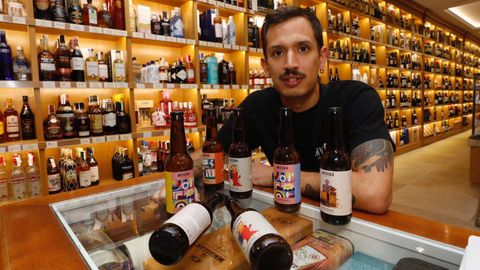 Freijanes en Casa Chao, de Viveiro, donde vende su cerveza, Misterio