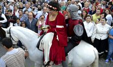 La Tarde Noite no Medievo de Riob� ser� una de las fiestas representadas hoy en Dombate. 