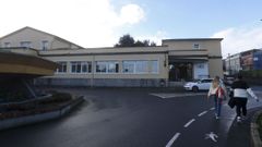 Exterior del centro educativo, pendiente de actuaciones para eliminar el gas radiactivo