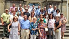 El encuentro reuni&oacute; a antiguos compa&ntilde;eros de estudios y docentes vinculados a la primera promoci&oacute;n que inici&oacute; el BUP en Tui en 1975.