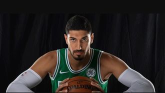 El p�vot Enes Kanter.