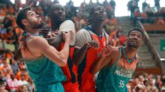Ily Diop y Abdou Thiam, en un partido de esta temporada