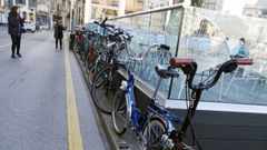 Protesta en los jardines de la Reina contra la ocupaci�n del carril bici