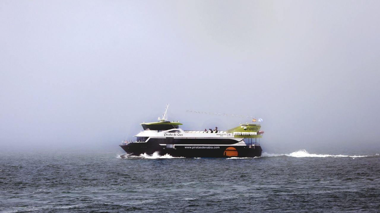 Suspendido el transporte marítimo en la ría de Vigo por el temporal