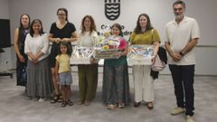 El Concello de Pontevedra acogi� el acto de entrega de �pasaportes� de la Festa dos Libros