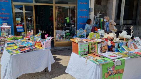 La Festa dos Maios de O Barco incluy una feria de artesana