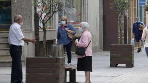 Primer d�a de uso obligatorio de mascarillas en Barbanza