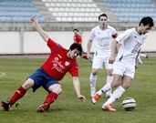 Kadete, a la izquierda, y Diego Torres, a la derecha, en el derbi de la pasada temporada.