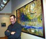 Corredoira en una exposici�n en la galer�a Atl�ntica a comienzos de la d�cada pasada. 