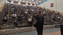 Las pruebas de las oposiciones a la Guardia Civil en Santiago se celebraron en la Facultade de Econ�micas