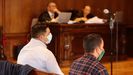 Braulio V�zquez (izquierda) y Luis P., en el juicio celebrado en la Audiencia de Pontevedra que ha motiva la condena ratificada por el TSXG.