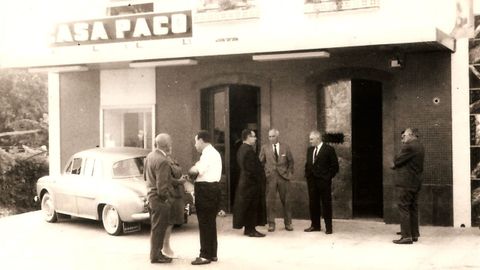 Inauguraci�n de marisquer�a Casa Paco en 1967