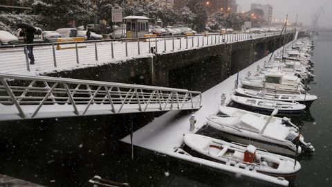 Tempral de nieve en el puerto de Pasajes (San Sebasti�n)