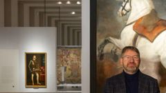 V�ctor Cageao, retratado ante el lienzo de Vel�zquez �Caballo blanco� (1634-1638), en una de las salas de la Galer�a de las Colecciones Reales.