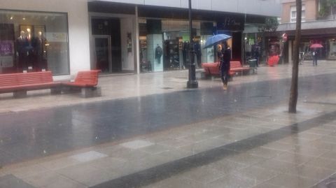 La tormenta descarga sobre Oviedo.La tormenta descarga sobre Oviedo 