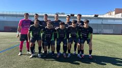 El equipo titular del CF Boiro antes del partido contra el SILVA SD en el campo de A Grela